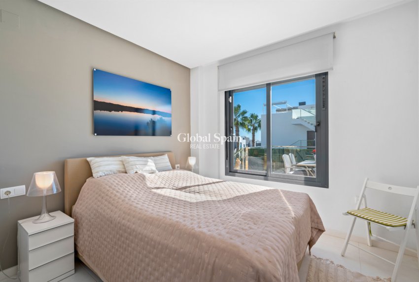 Wederverkoop - APPARTEMENT -
TORREVIEJA - Costa Blanca