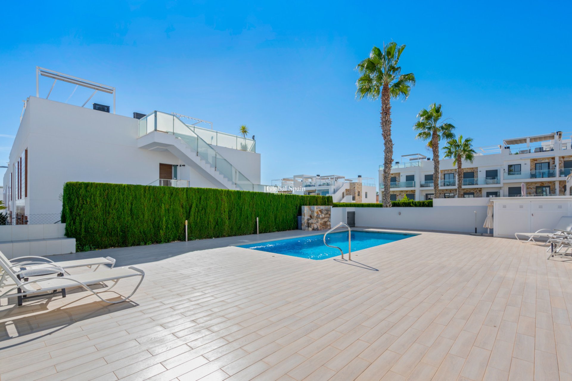 Wederverkoop - APPARTEMENT -
TORREVIEJA - Costa Blanca
