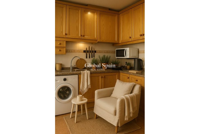 Wederverkoop - APPARTEMENT -
TORREVIEJA - Costa Blanca