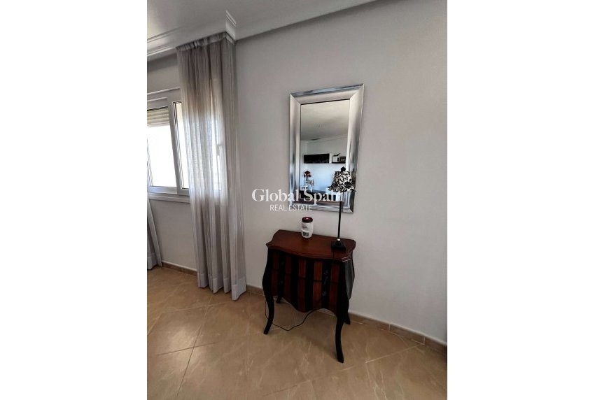 Wederverkoop - APPARTEMENT -
TORREVIEJA - Costa Blanca