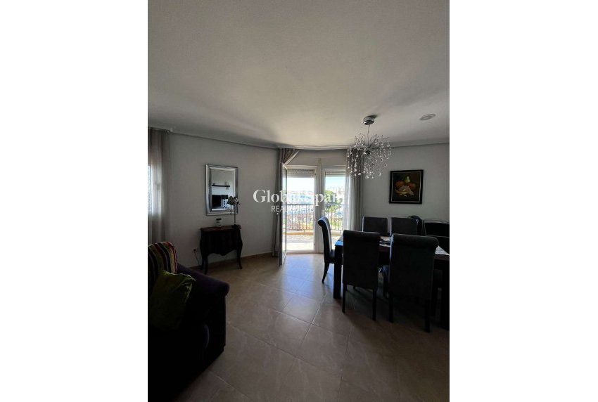 Wederverkoop - APPARTEMENT -
TORREVIEJA - Costa Blanca
