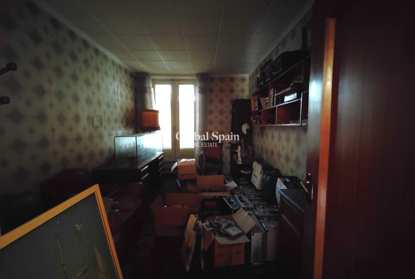 Wederverkoop - APPARTEMENT -
TORREVIEJA - Costa Blanca