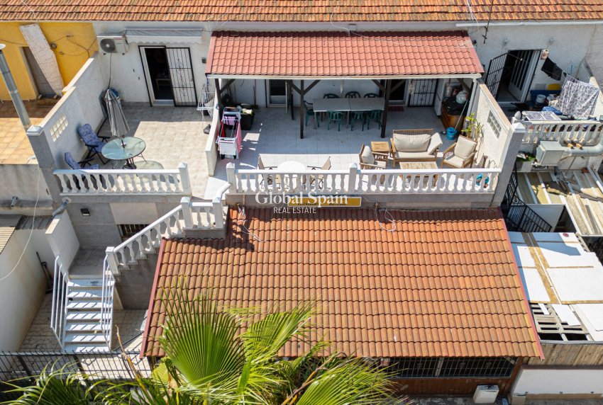 Wederverkoop - APPARTEMENT -
TORREVIEJA - Costa Blanca