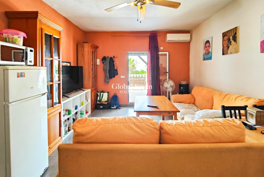 Wederverkoop - APPARTEMENT -
TORREVIEJA - Costa Blanca