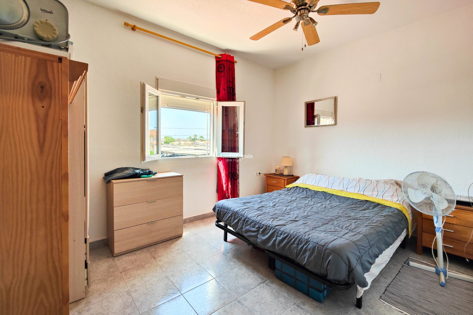 Wederverkoop - APPARTEMENT -
TORREVIEJA - Costa Blanca