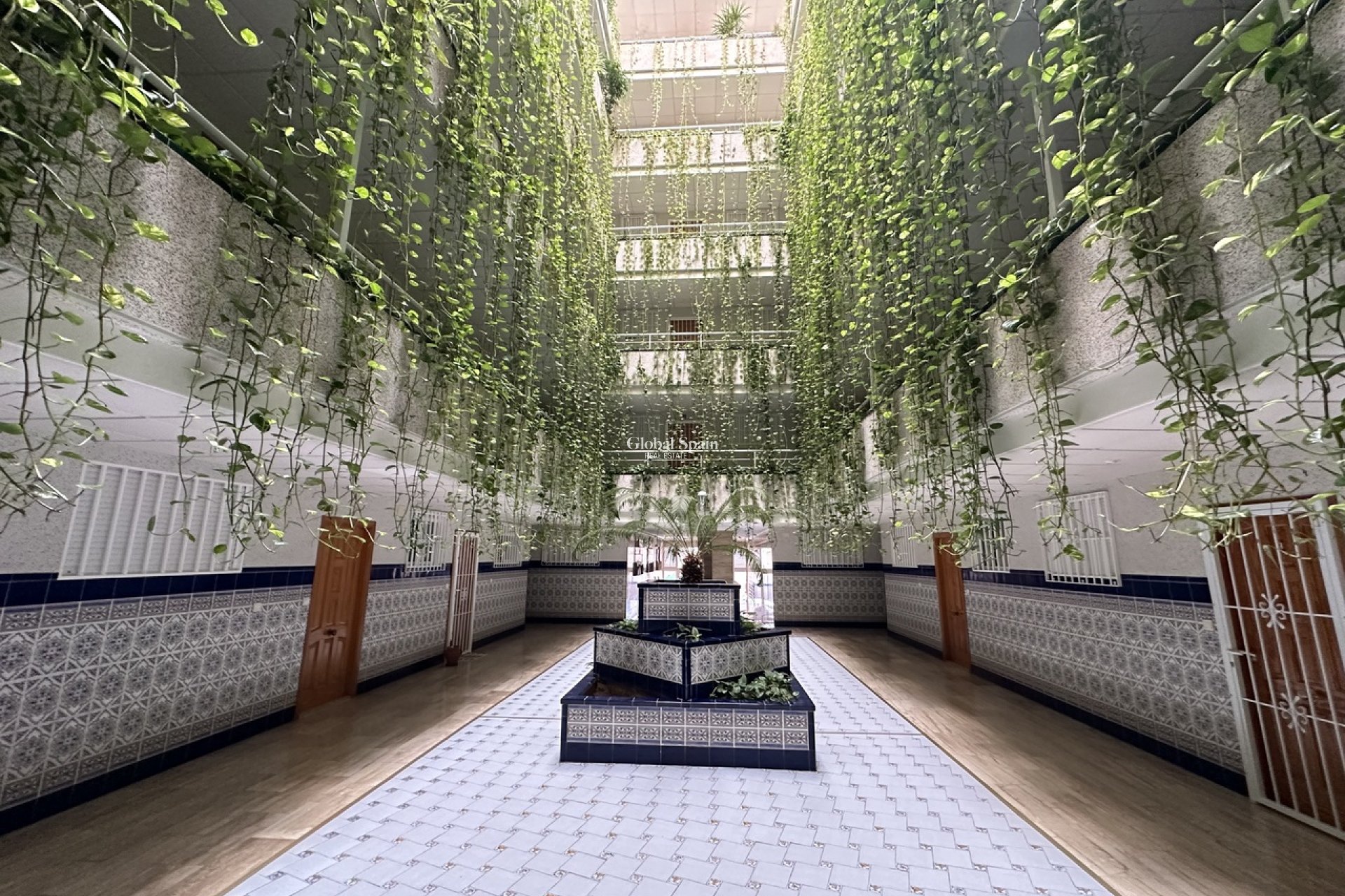 Wederverkoop - APPARTEMENT -
TORREVIEJA - Costa Blanca