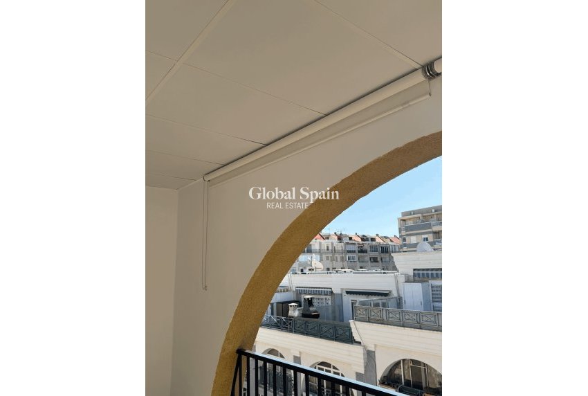 Wederverkoop - APPARTEMENT -
TORREVIEJA - Costa Blanca