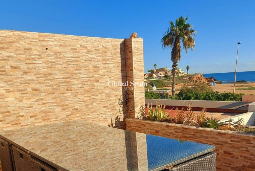 Wederverkoop - APPARTEMENT -
TORREVIEJA - Costa Blanca