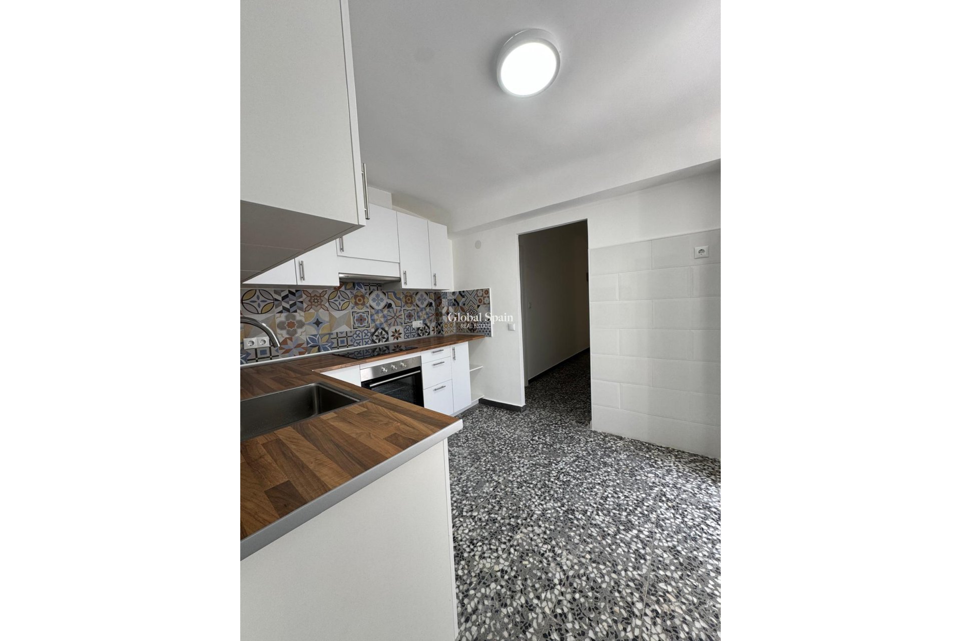 Wederverkoop - APPARTEMENT -
TORREVIEJA - Costa Blanca