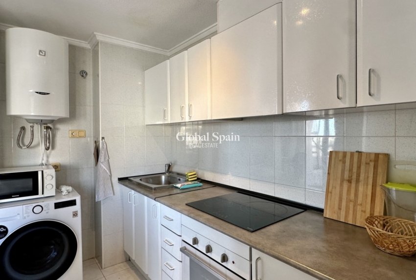 Wederverkoop - APPARTEMENT -
TORREVIEJA - Costa Blanca