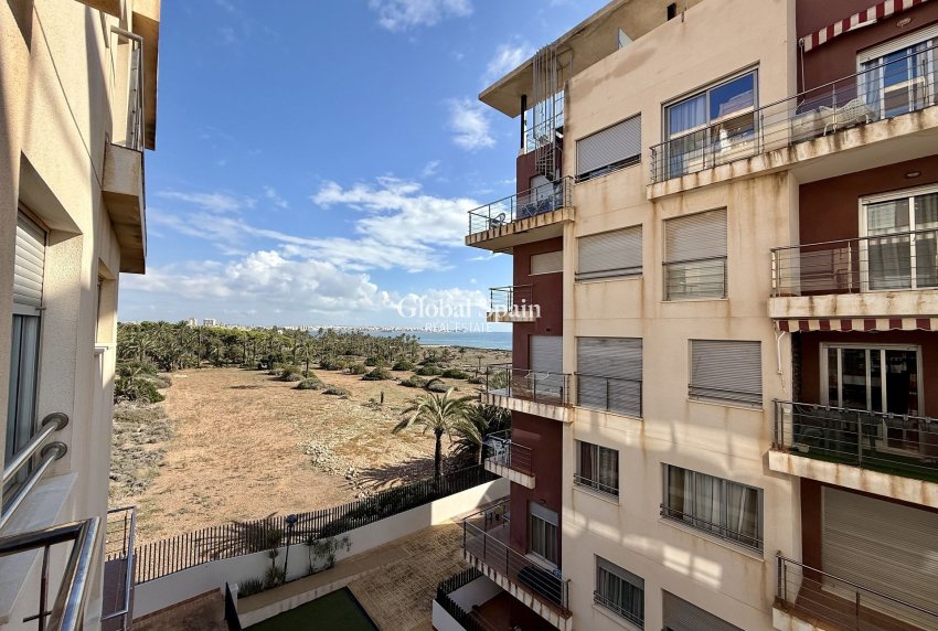 Wederverkoop - APPARTEMENT -
TORREVIEJA - Costa Blanca