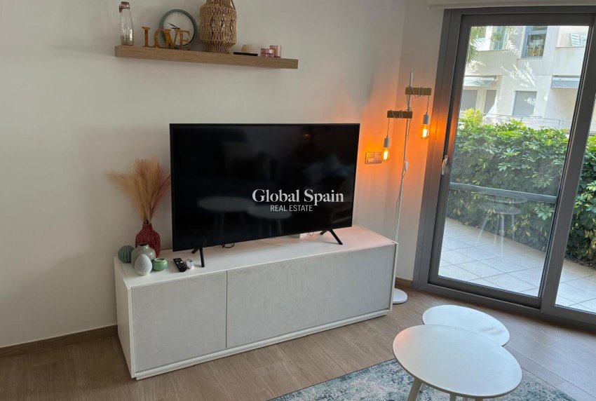 Wederverkoop - APPARTEMENT -
TORREVIEJA - Costa Blanca