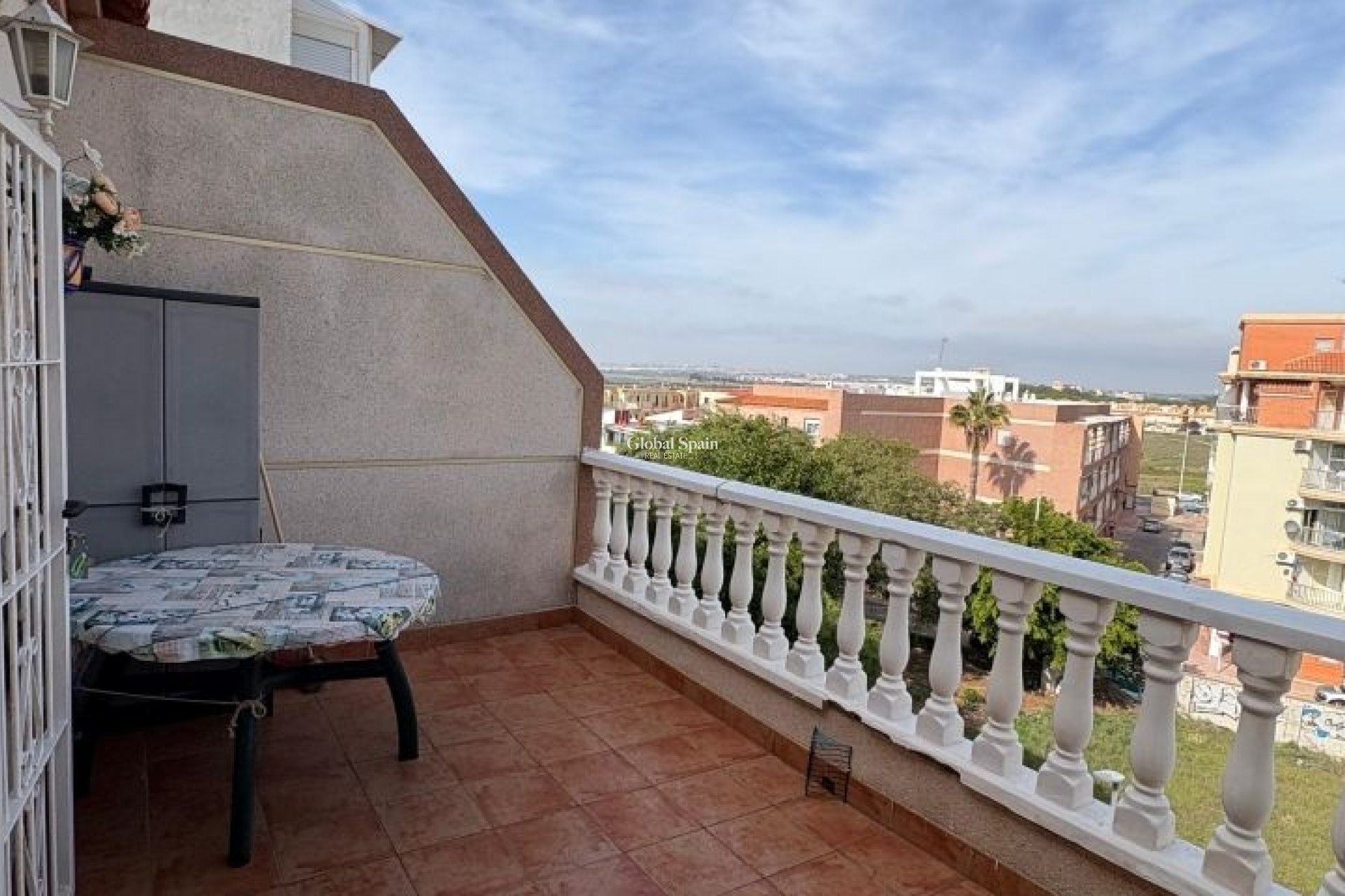 Wederverkoop - APPARTEMENT -
TORREVIEJA - Costa Blanca