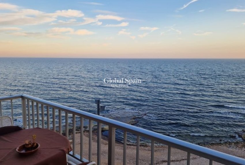 Wederverkoop - APPARTEMENT -
TORREVIEJA - Costa Blanca