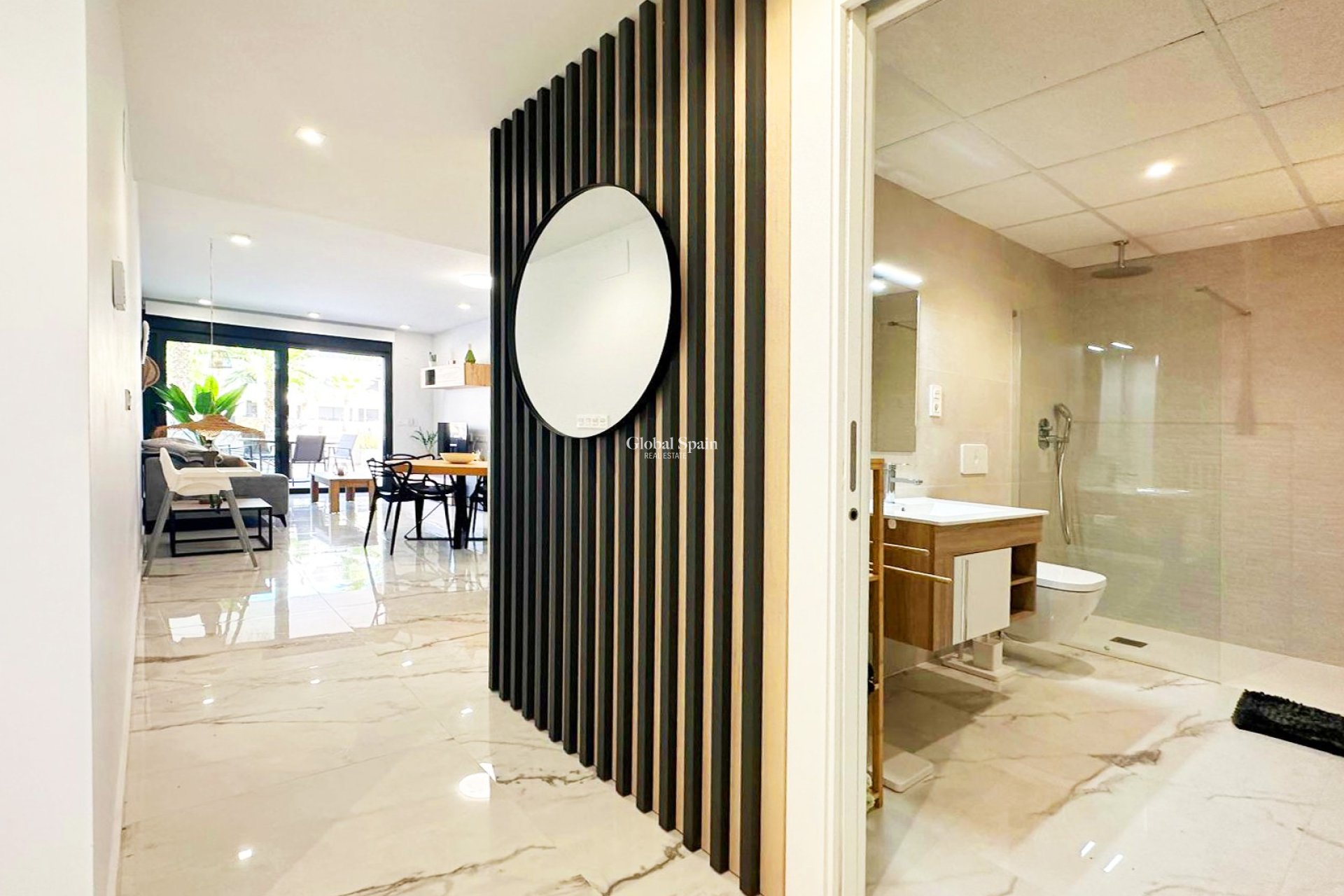 Wederverkoop - APPARTEMENT -
TORREVIEJA - Costa Blanca