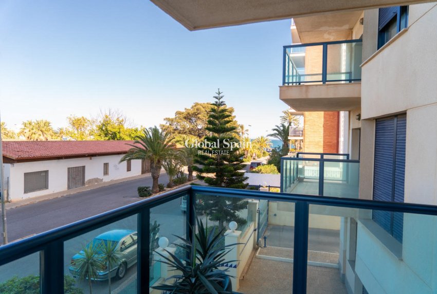 Wederverkoop - APPARTEMENT -
TORREVIEJA - Costa Blanca