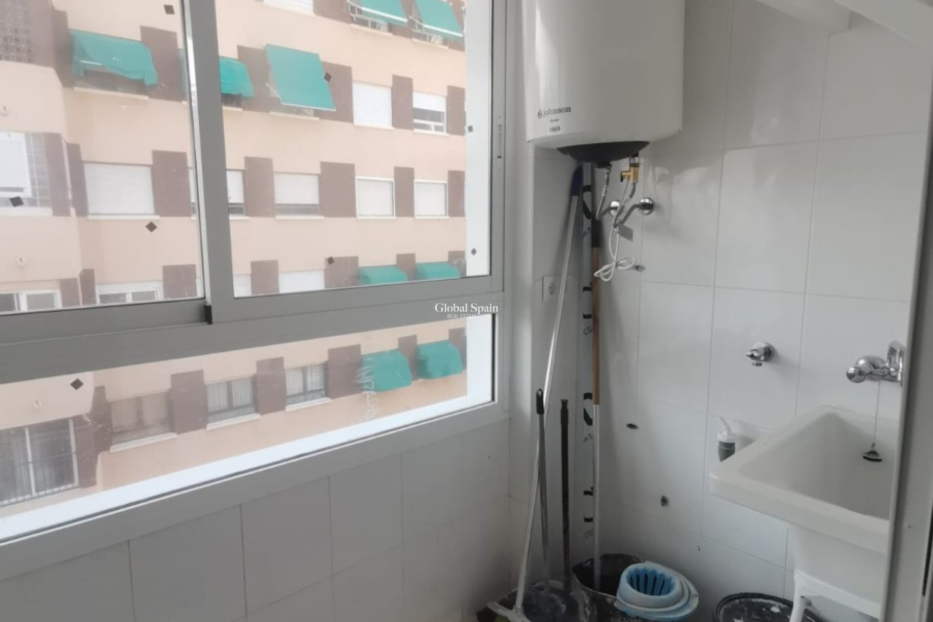 Wederverkoop - APPARTEMENT -
TORREVIEJA - Costa Blanca