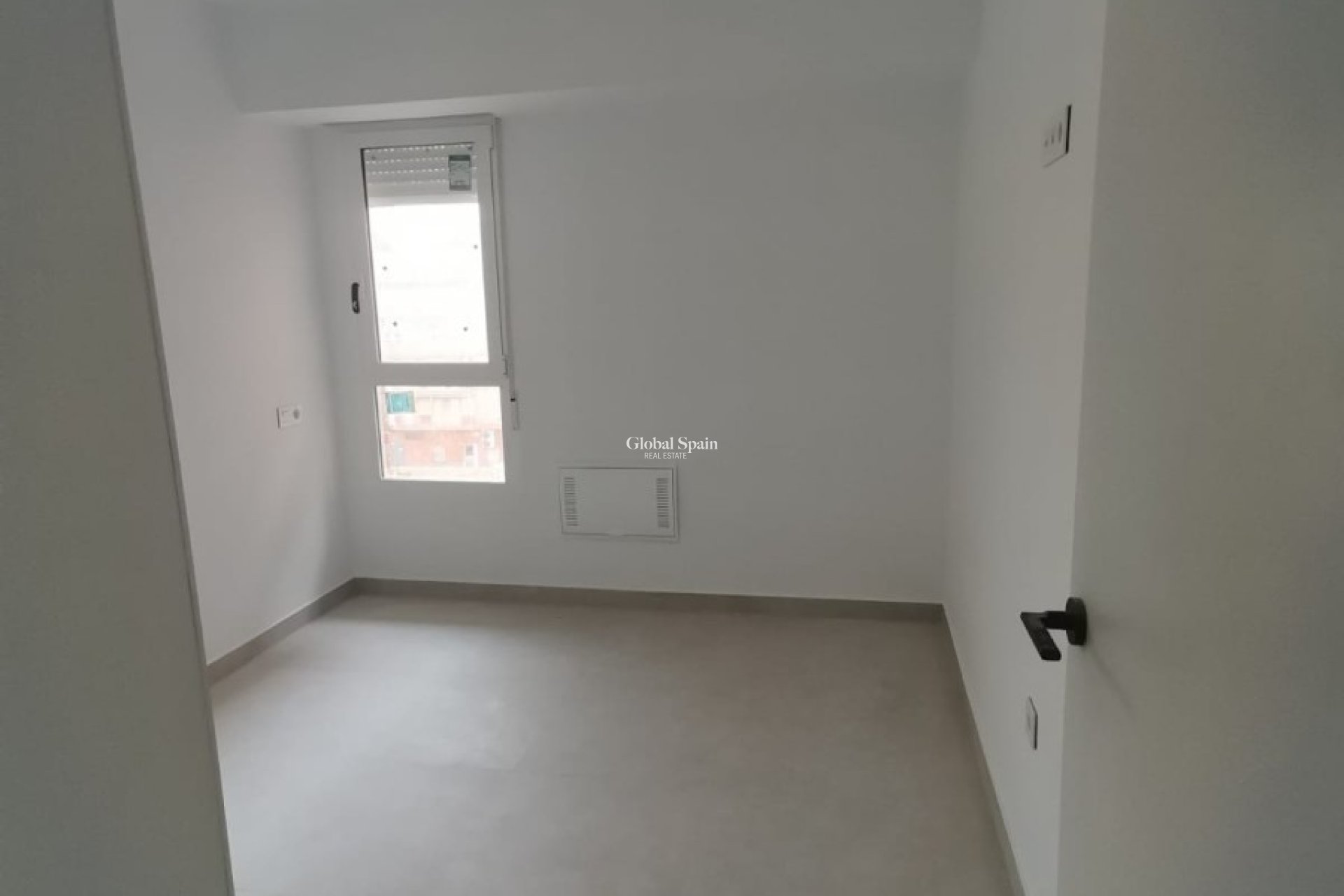 Wederverkoop - APPARTEMENT -
TORREVIEJA - Costa Blanca