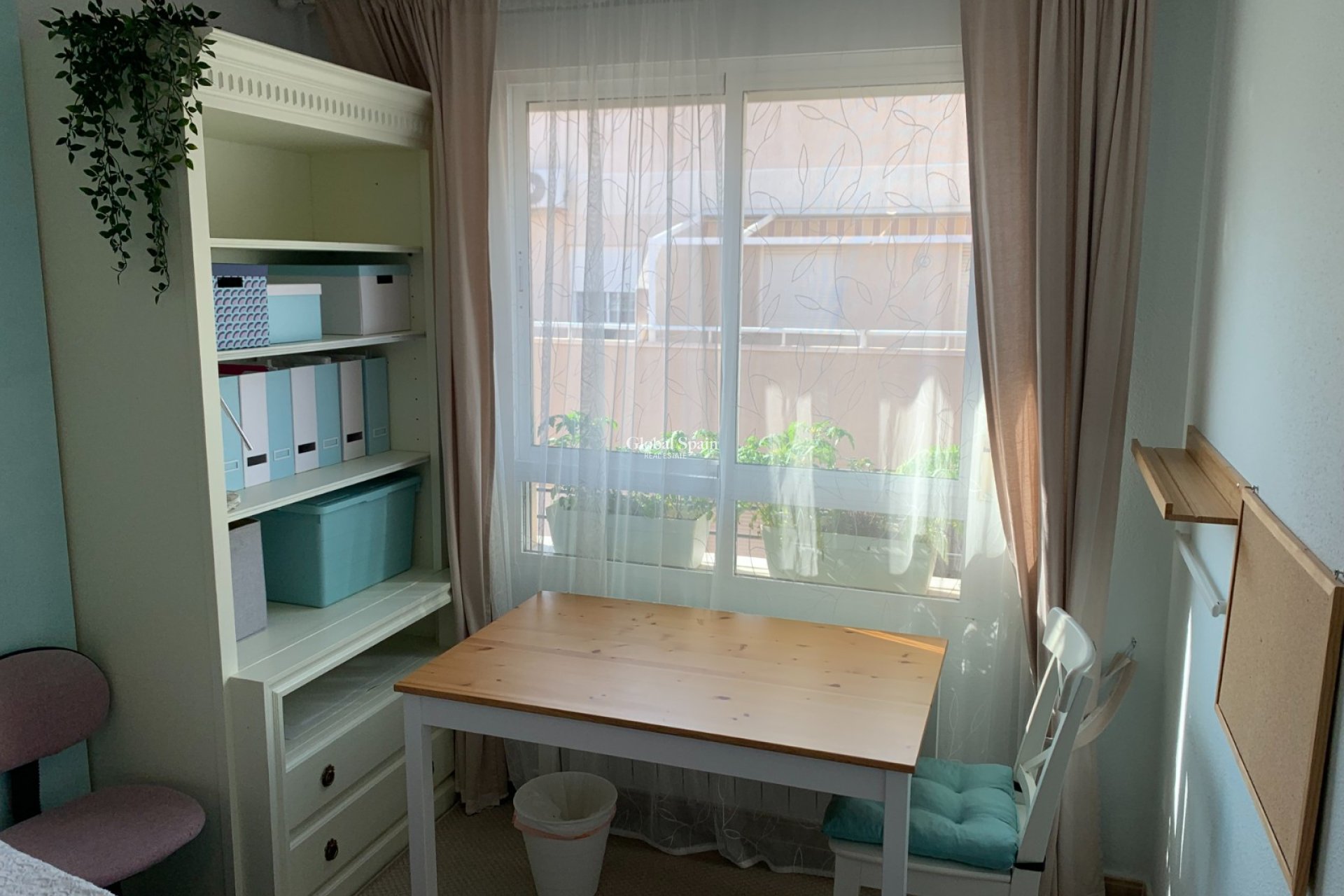 Wederverkoop - APPARTEMENT -
TORREVIEJA - Costa Blanca