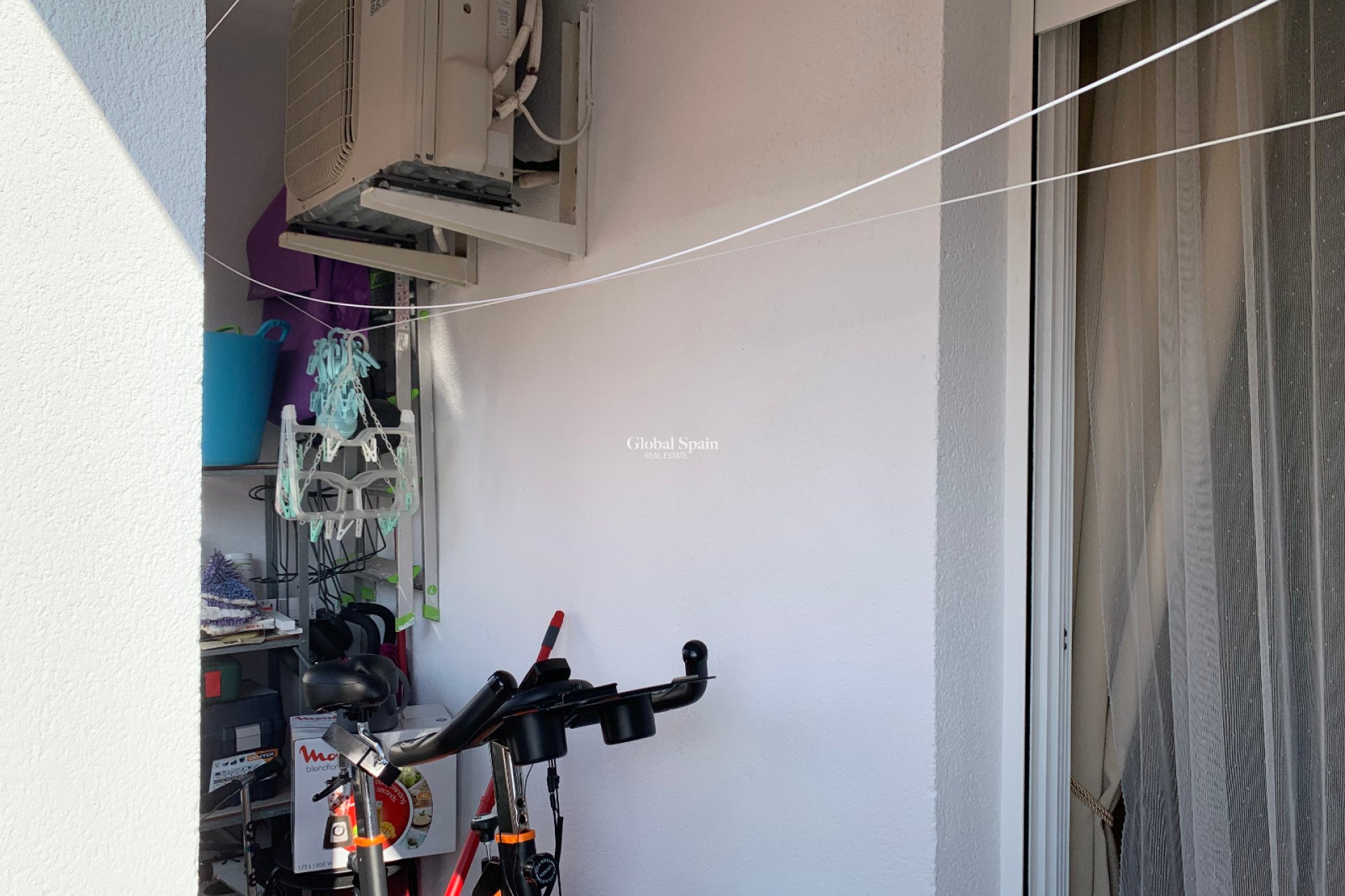 Wederverkoop - APPARTEMENT -
TORREVIEJA - Costa Blanca