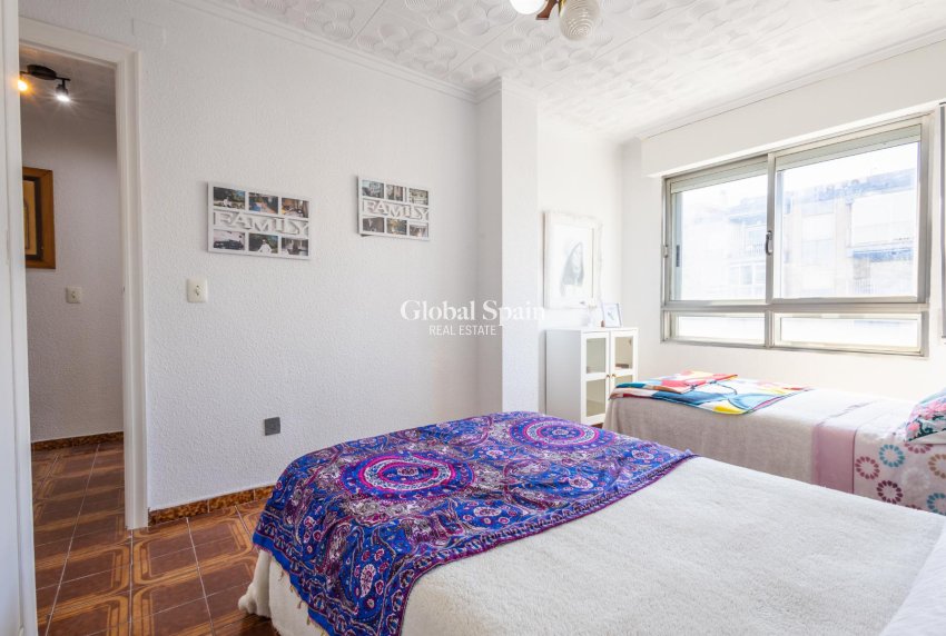 Wederverkoop - APPARTEMENT -
TORREVIEJA - Costa Blanca