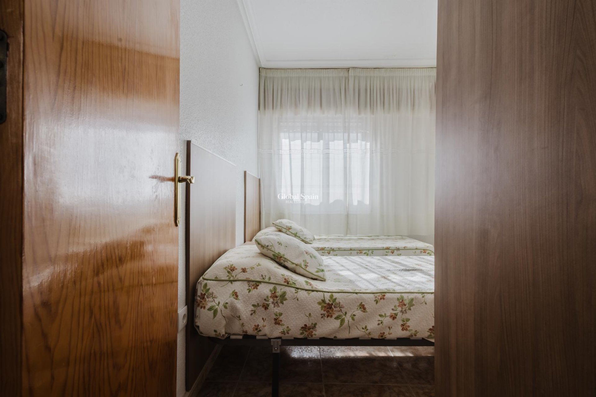 Wederverkoop - APPARTEMENT -
TORREVIEJA - Costa Blanca