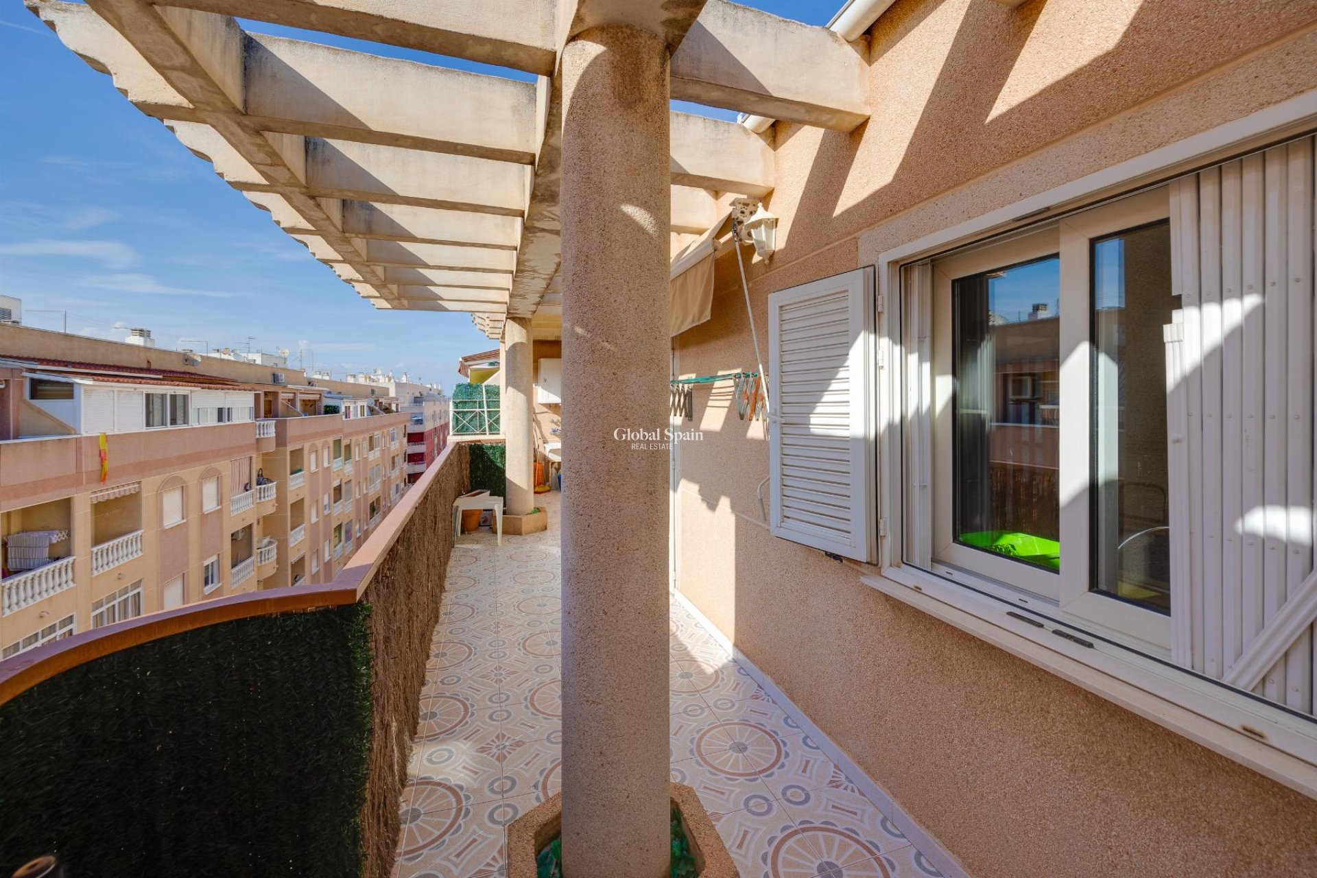 Wederverkoop - APPARTEMENT -
TORREVIEJA - Costa Blanca