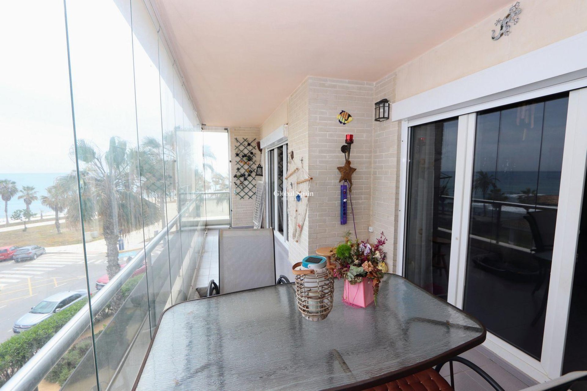 Wederverkoop - APPARTEMENT -
TORREVIEJA - Costa Blanca