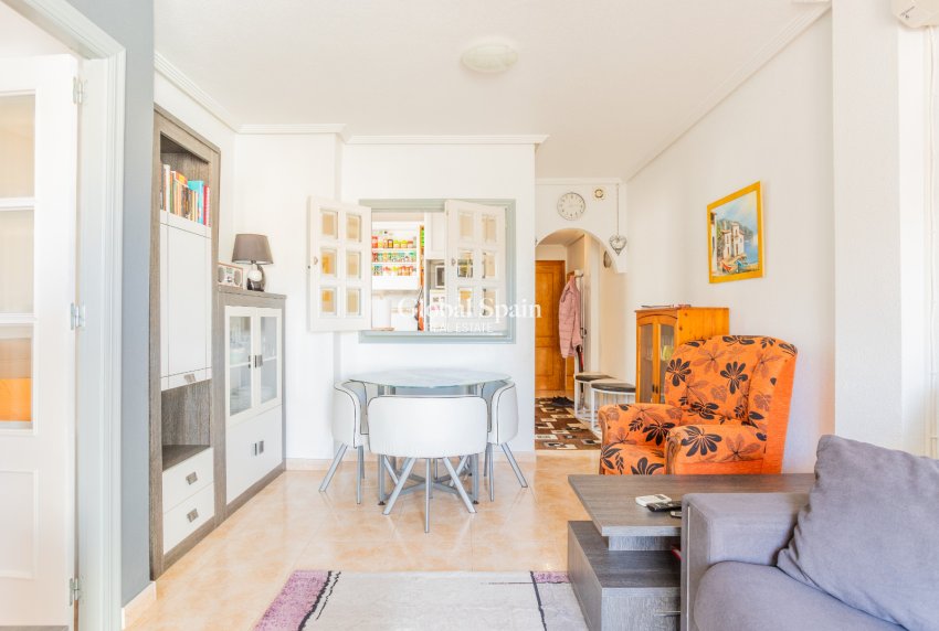 Wederverkoop - APPARTEMENT -
TORREVIEJA - Costa Blanca