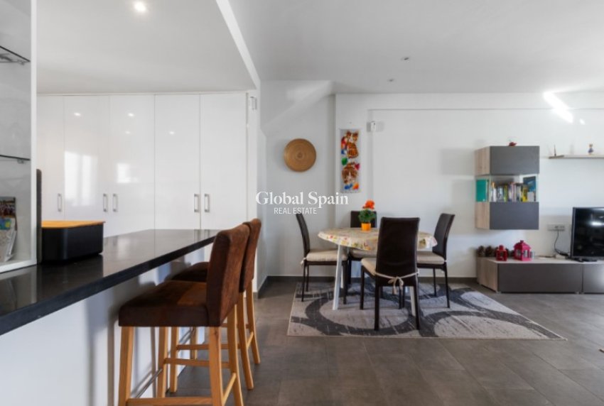 Wederverkoop - APPARTEMENT -
TORREVIEJA - Costa Blanca