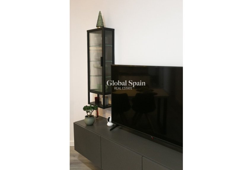 Wederverkoop - APPARTEMENT -
TORREVIEJA - Costa Blanca