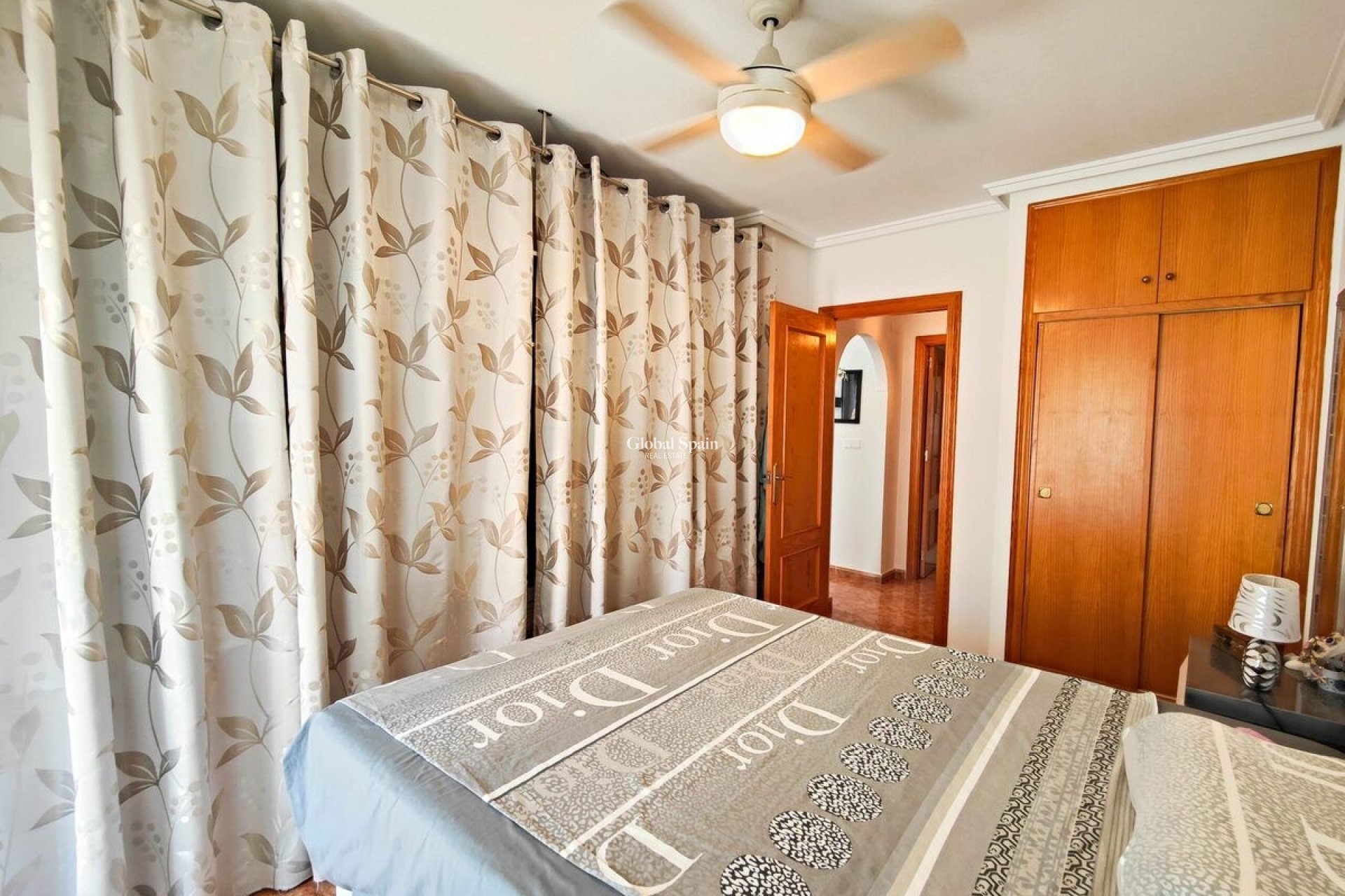 Wederverkoop - APPARTEMENT -
TORREVIEJA - Costa Blanca