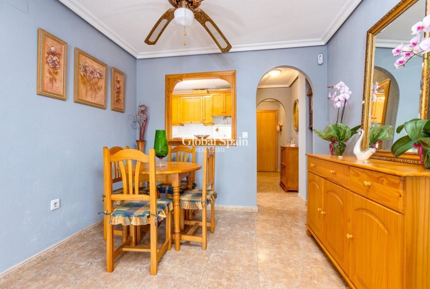 Wederverkoop - APPARTEMENT -
TORREVIEJA - Costa Blanca