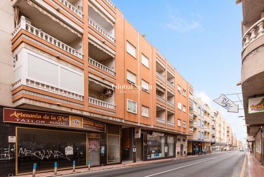 Wederverkoop - APPARTEMENT -
TORREVIEJA - Costa Blanca