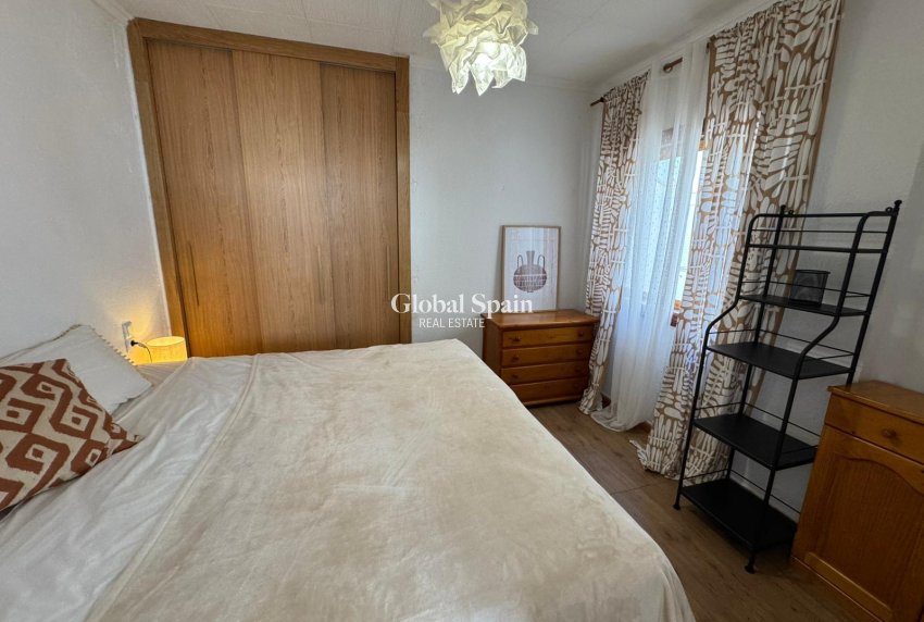 Wederverkoop - APPARTEMENT -
TORREVIEJA - Costa Blanca