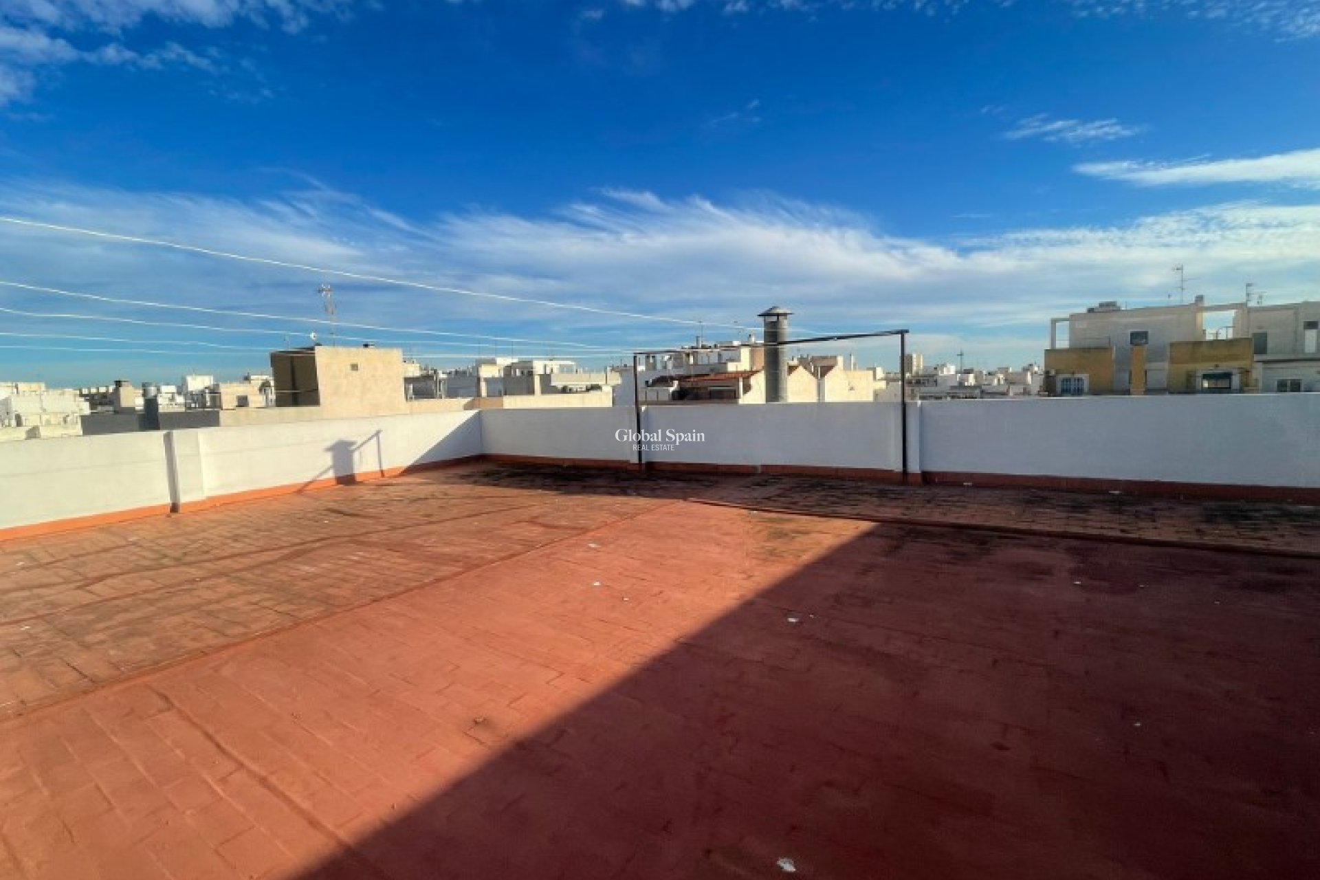 Wederverkoop - APPARTEMENT -
TORREVIEJA - Costa Blanca