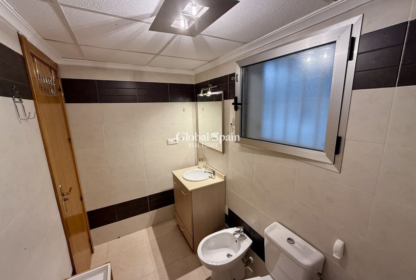 Wederverkoop - APPARTEMENT -
TORREVIEJA - Costa Blanca