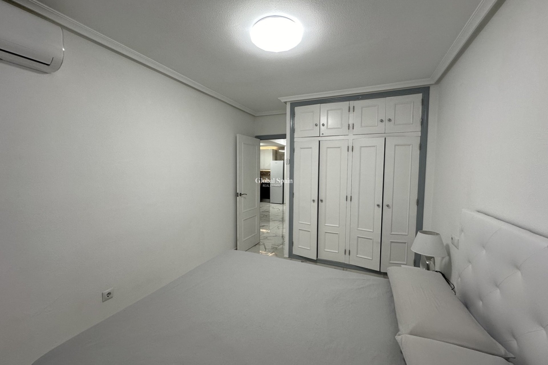 Wederverkoop - APPARTEMENT -
TORREVIEJA - Costa Blanca