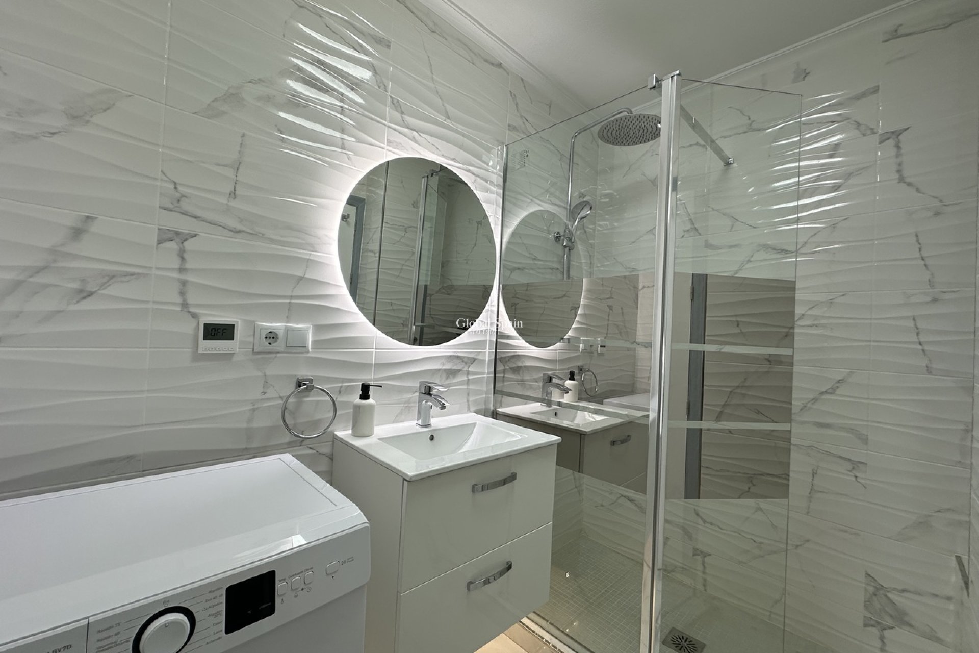 Wederverkoop - APPARTEMENT -
TORREVIEJA - Costa Blanca