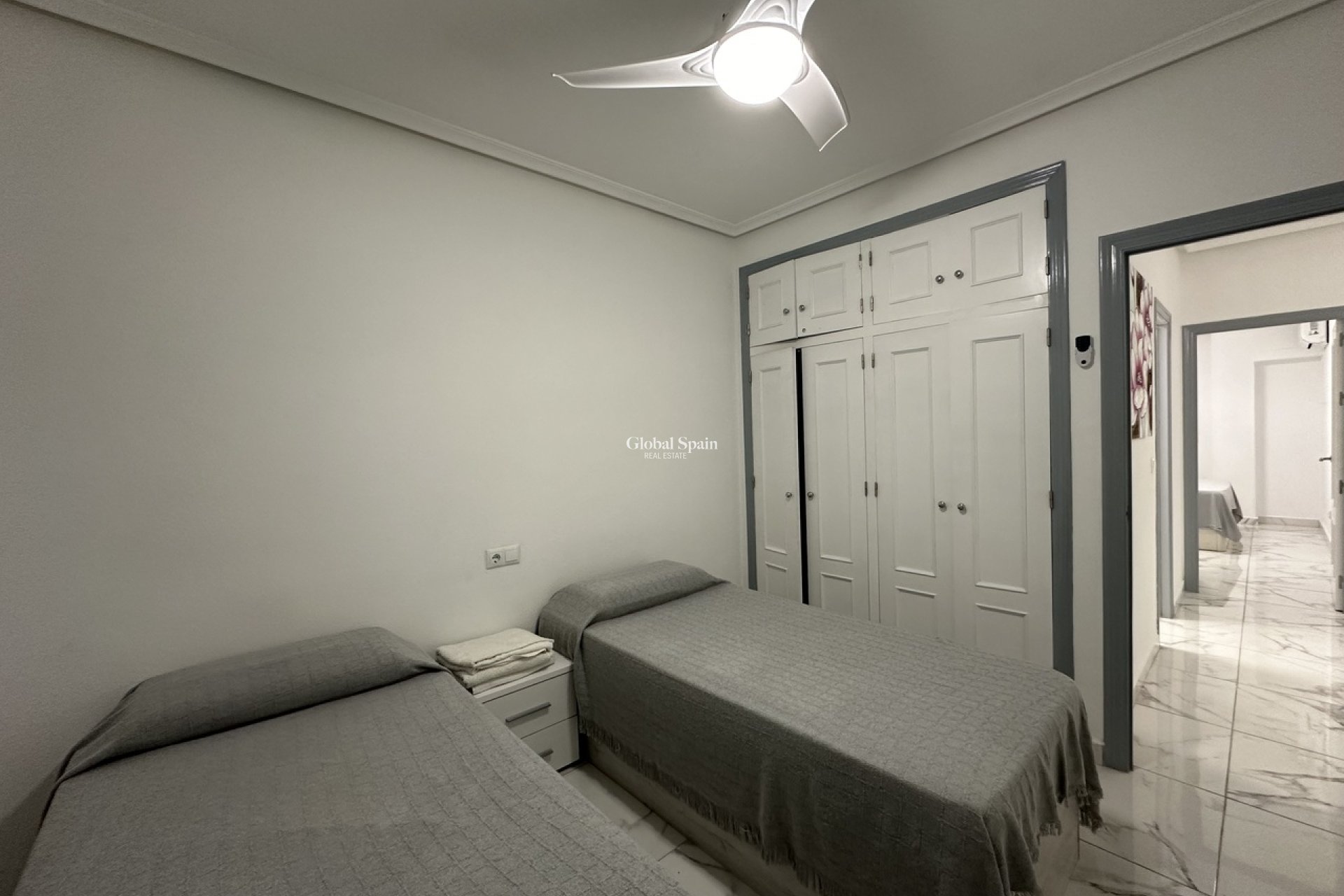 Wederverkoop - APPARTEMENT -
TORREVIEJA - Costa Blanca