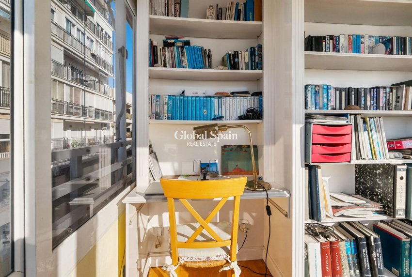 Wederverkoop - APPARTEMENT -
TORREVIEJA - Costa Blanca