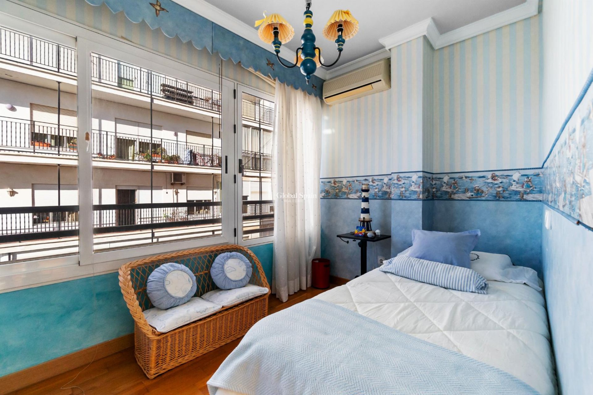 Wederverkoop - APPARTEMENT -
TORREVIEJA - Costa Blanca