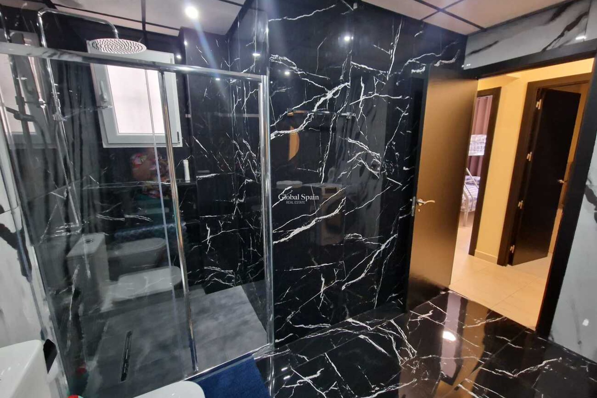 Wederverkoop - APPARTEMENT -
TORREVIEJA - Costa Blanca