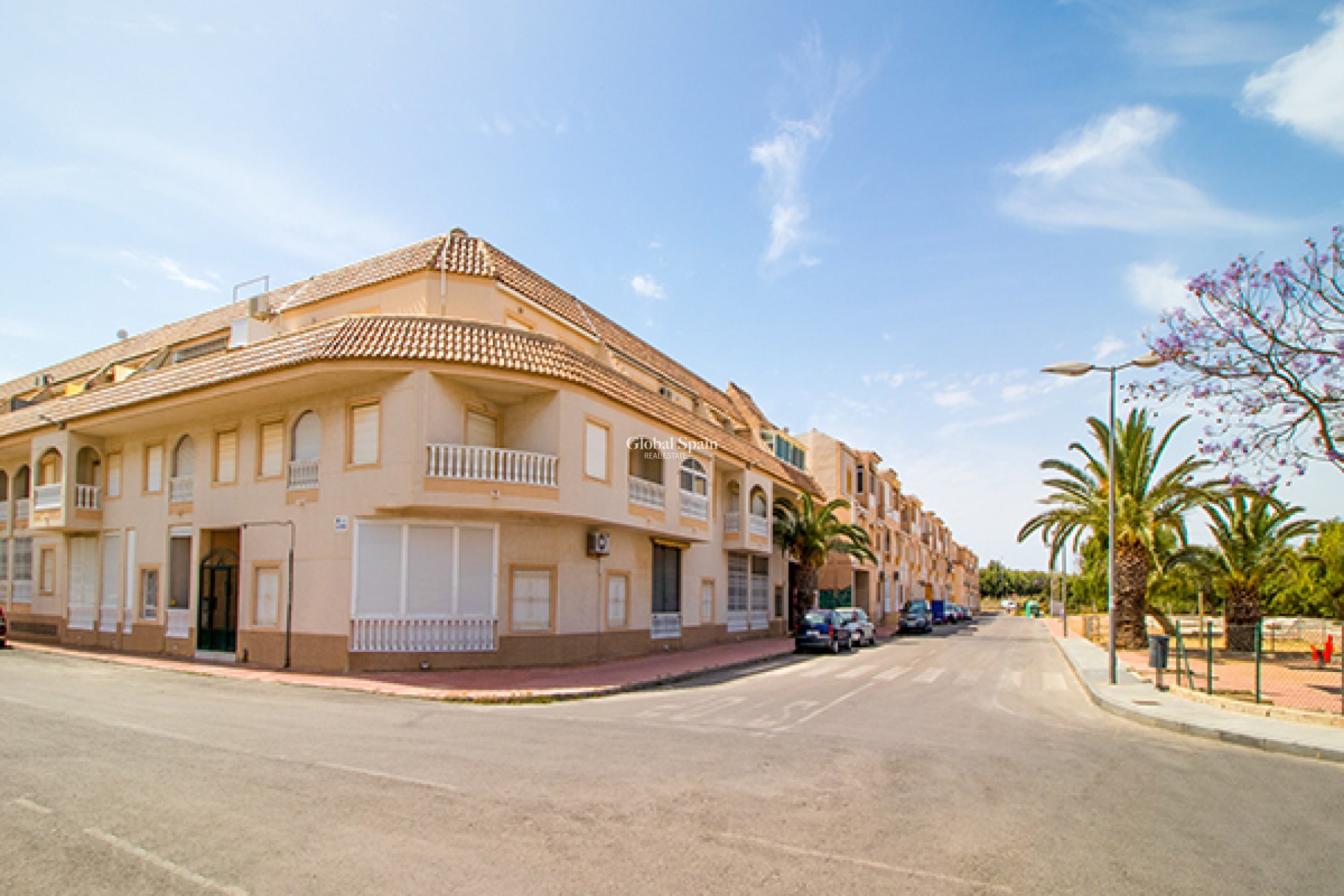 Wederverkoop - APPARTEMENT -
TORREVIEJA - Costa Blanca