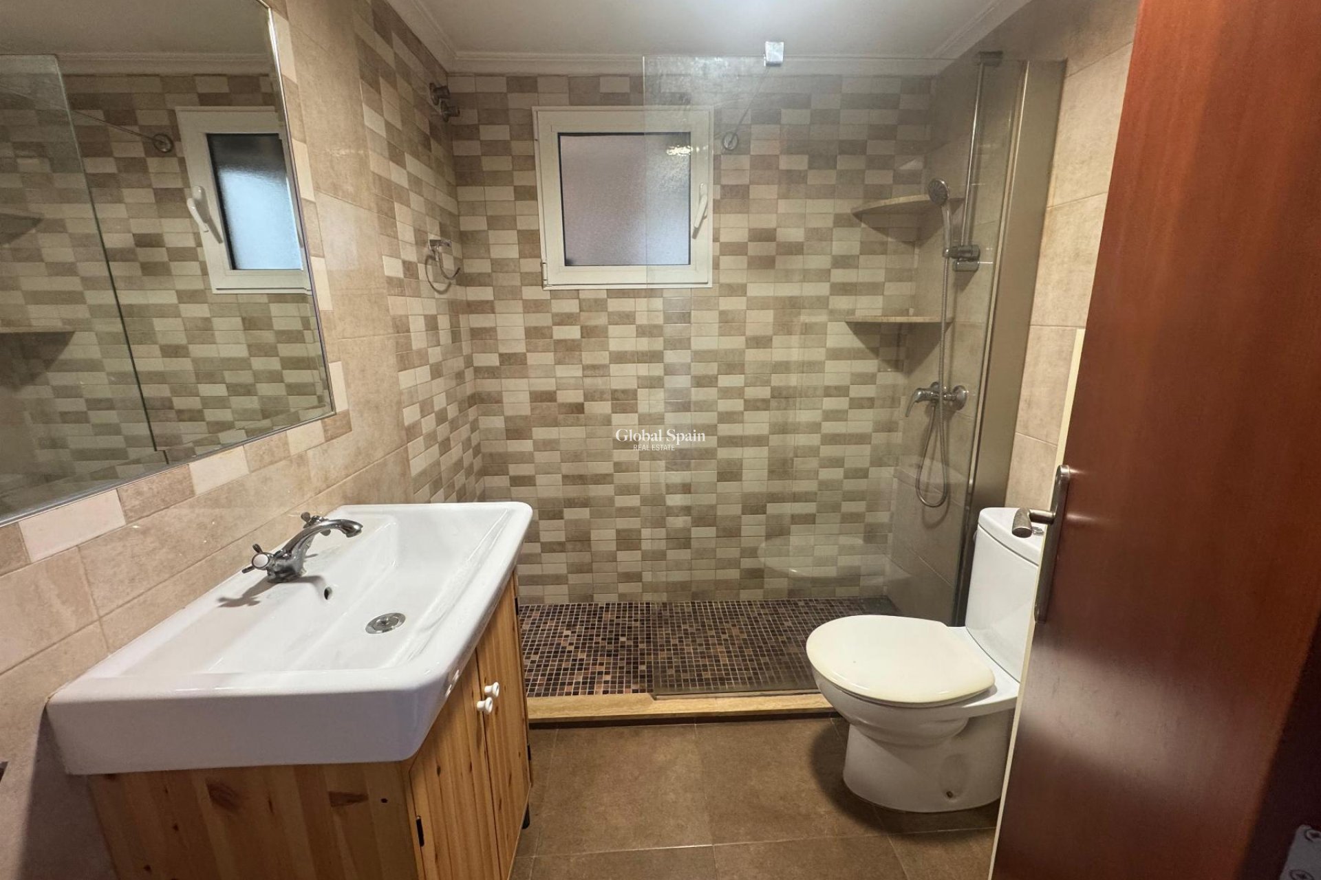 Wederverkoop - APPARTEMENT -
TORREVIEJA - Costa Blanca