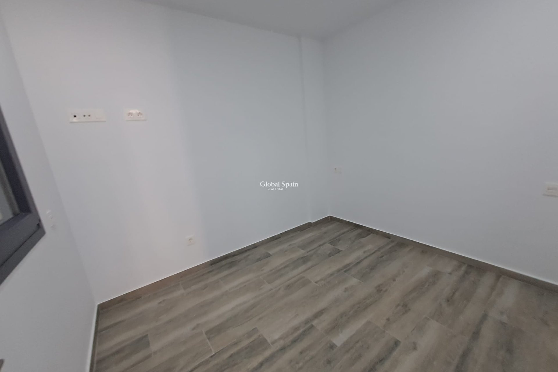 Wederverkoop - APPARTEMENT -
TORREVIEJA - Costa Blanca