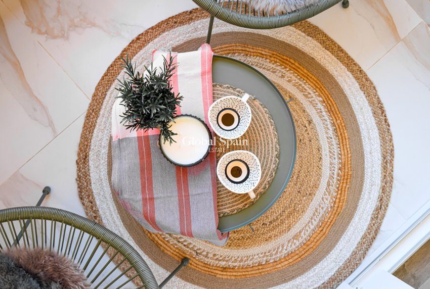 Wederverkoop - APPARTEMENT -
TORREVIEJA - Costa Blanca