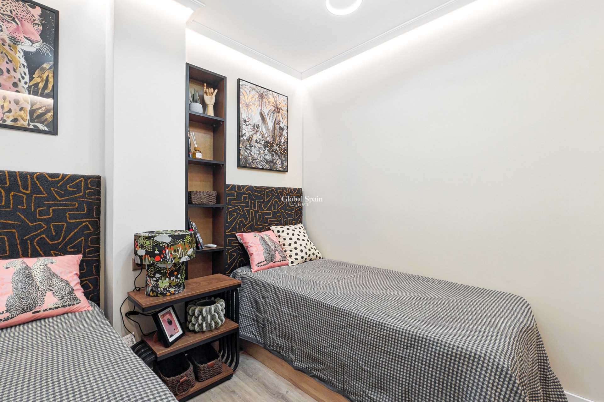 Wederverkoop - APPARTEMENT -
TORREVIEJA - Costa Blanca