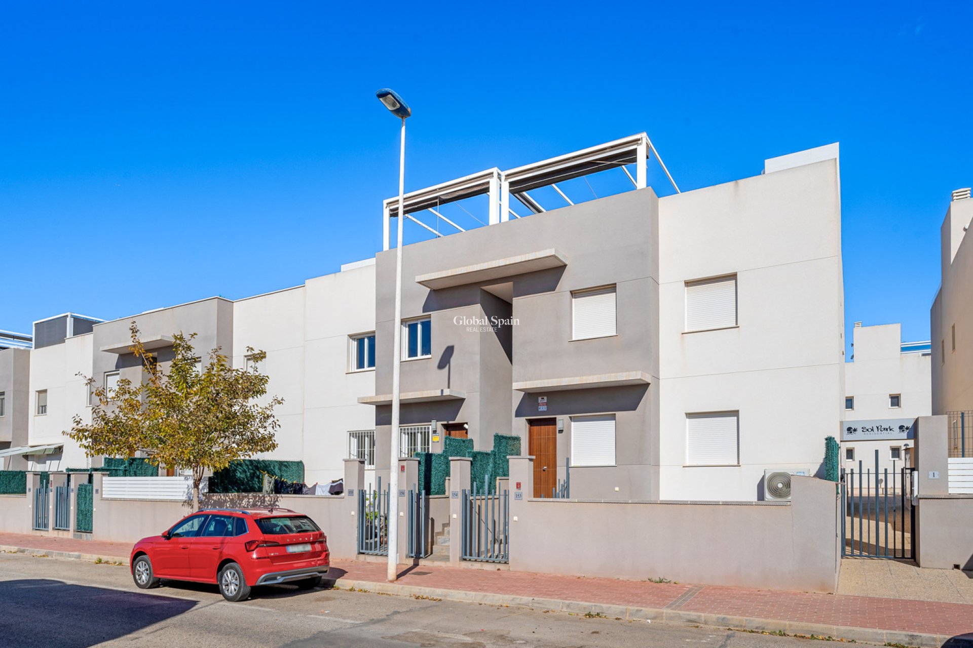 Wederverkoop - APPARTEMENT -
TORREVIEJA - Costa Blanca
