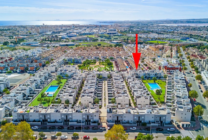 Wederverkoop - APPARTEMENT -
TORREVIEJA - Costa Blanca